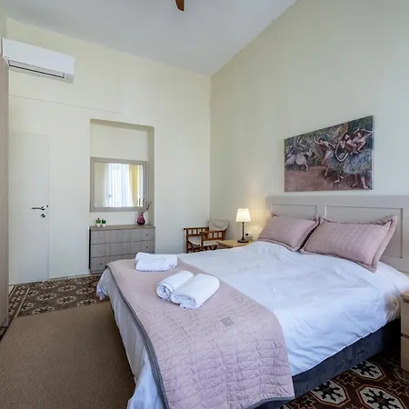 Lejlighed Casa Vecchia 1930's Masterpiece